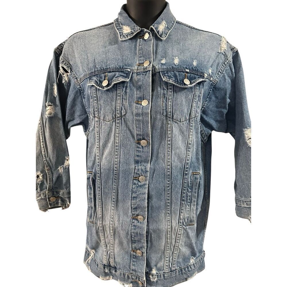 Essue Women's Size Medium Blue Denim Long Sleeve  Distressed Trucker Jacket